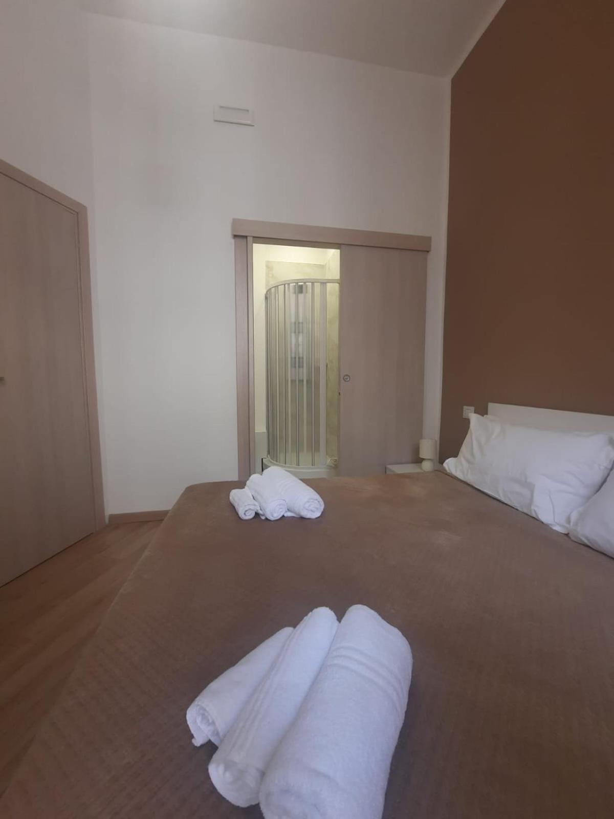 Le Camere Di Via Meccio Palermo Exterior foto